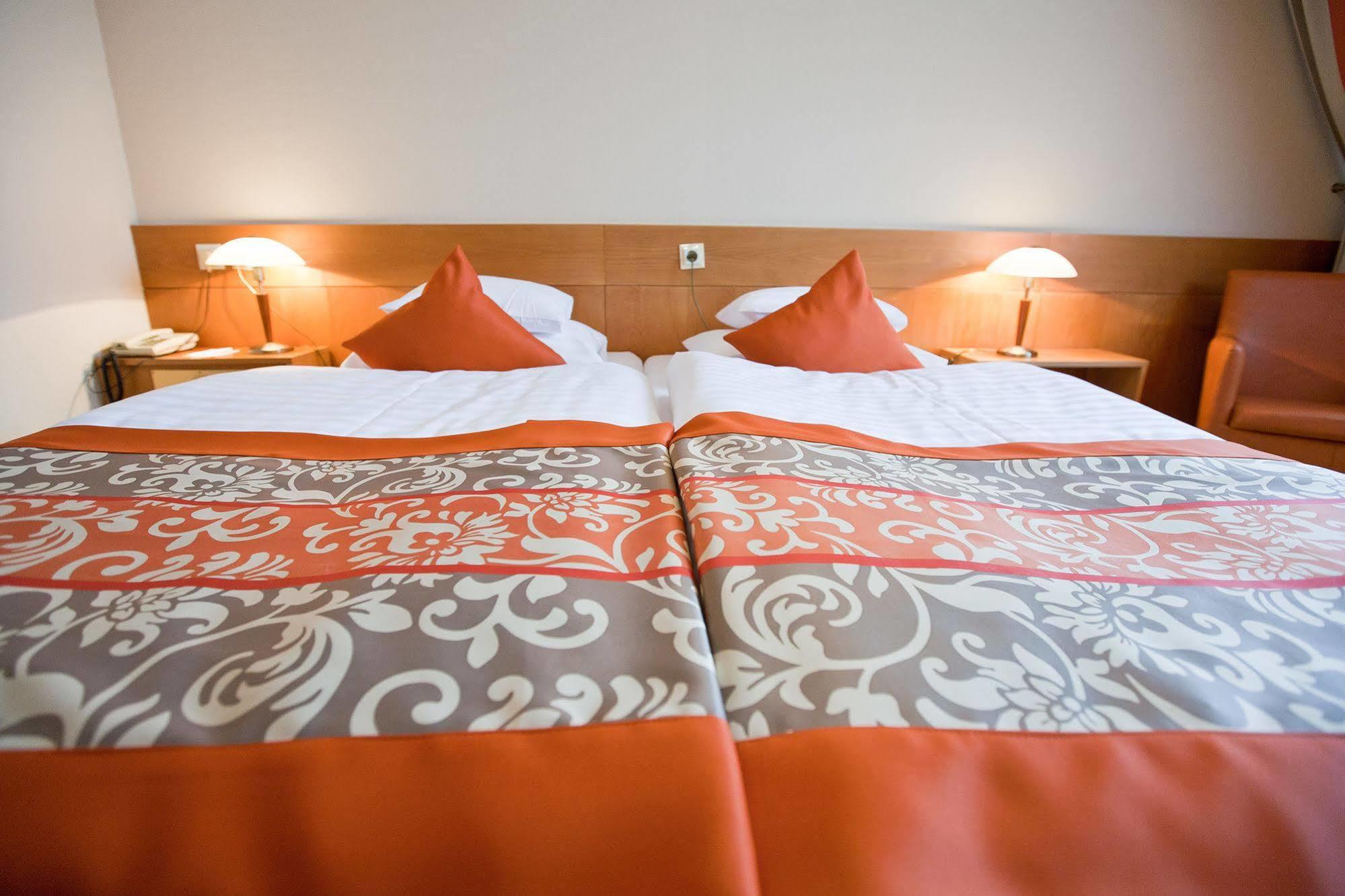 Hotel Sopron Extérieur photo