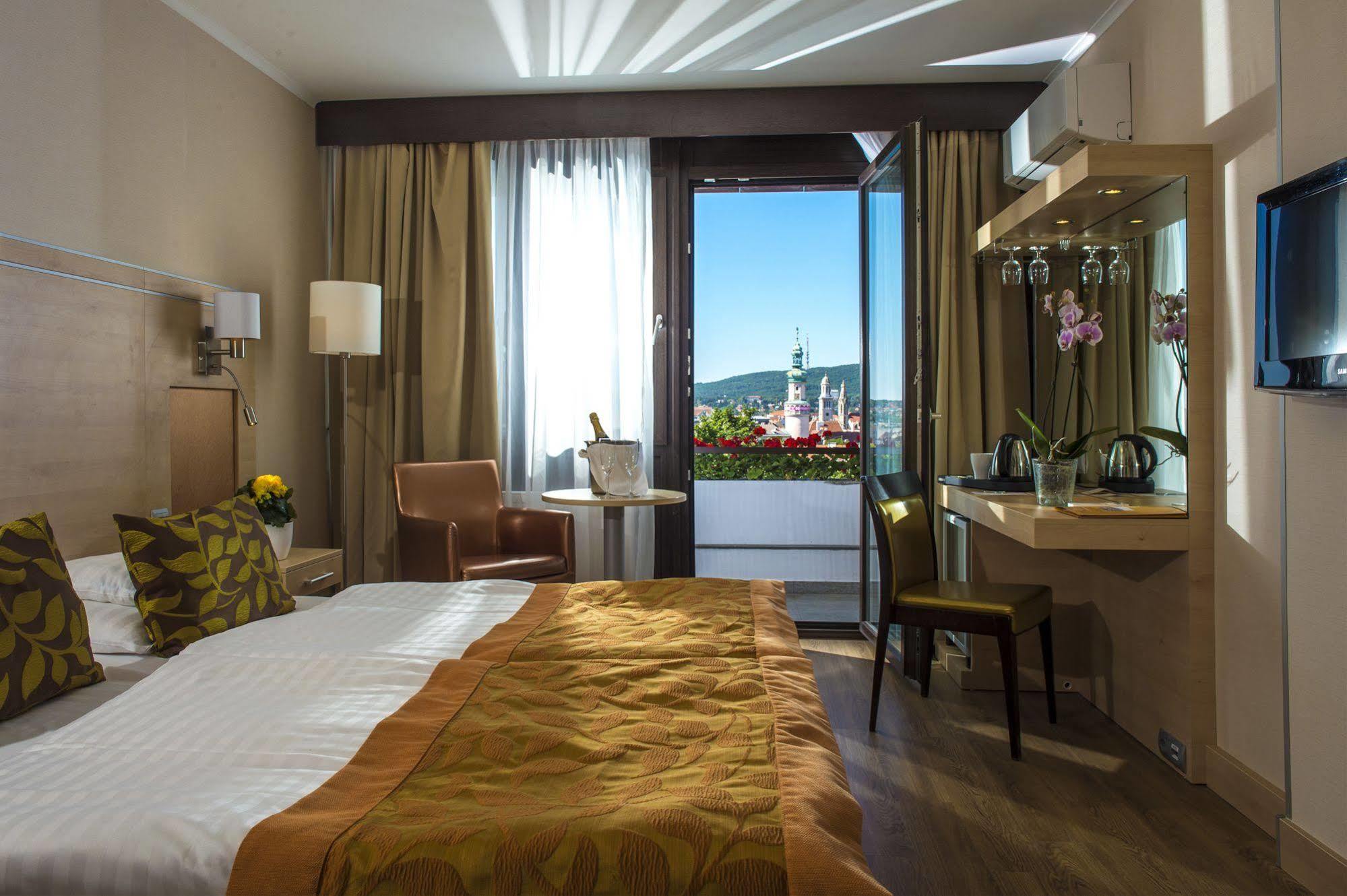 Hotel Sopron Extérieur photo