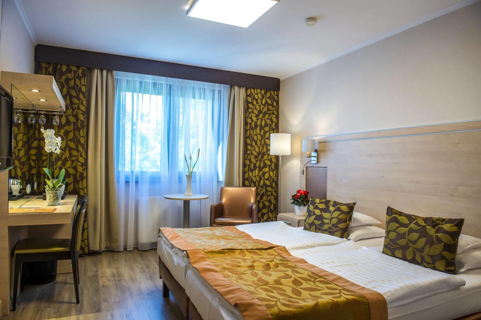 Hotel Sopron Extérieur photo